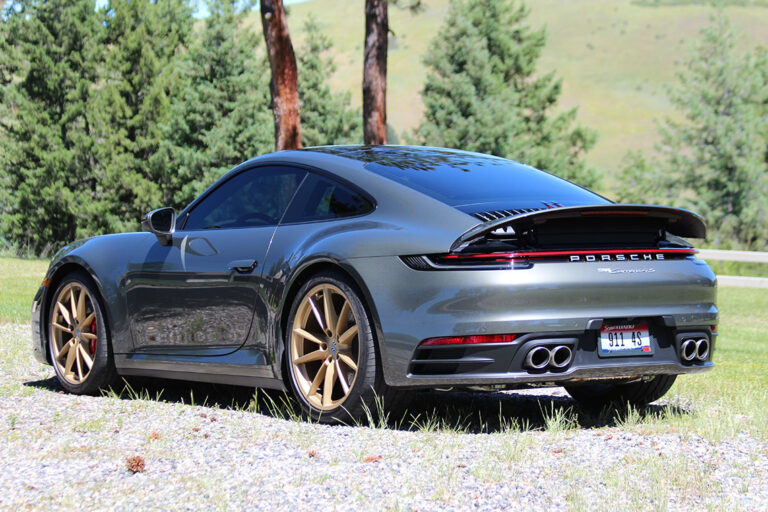 2020 Porsche 911 Carrera 4S